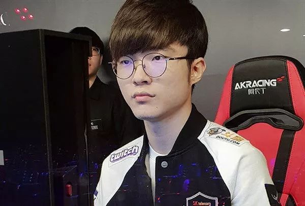 一桩轰动交 一桩轰动交