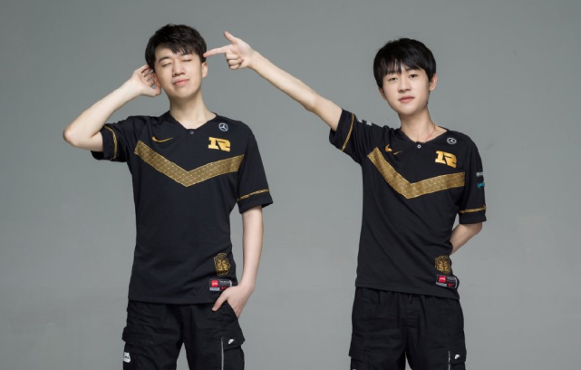 但在代价与 但在代价与